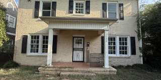 1738 28th Street Gallery 1