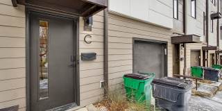Luxury with contemporary style! This 3 bedroom 3.5 bath Condo in the East End Optimist Park Community of Charlotte is a gem! Gallery 2