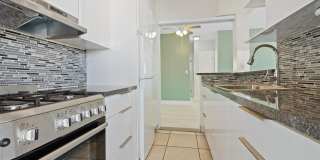 7315 Byron Ave Gallery 12