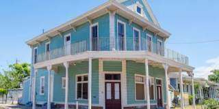 1915 Philip St. Gallery 1