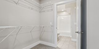 915 Glenwood Apartments at Grant Park Gallery 37