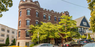 61 Quint Avenue Gallery 1