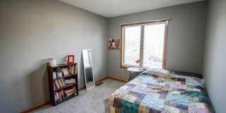 Bright 4BR on Corner Lot in SW Rochester Gallery 14