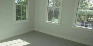 315 Railroad Avenue Gallery 14