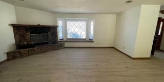 Golf Course- On The Mesa 3 Bedrooms, 2 Bathrooms, New Paint, Gallery 4