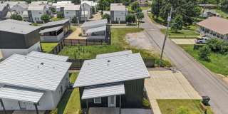 Cottage Court Gallery 126