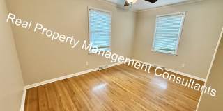 3-Bedroom Home Near Downtown Overland Park! Gallery 21