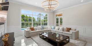 112 Tulip Tree Court Gallery 3