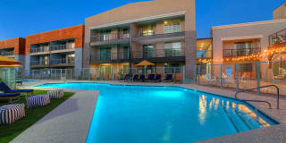 District Lofts by Mark-Taylor Gallery 19