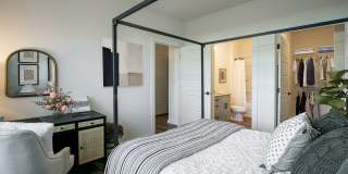 Farmhouse Luxury Apartments Gallery 12