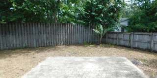 $500 OFF AUGUST 2026 RENT! Walk to Westside Park! Gallery 23