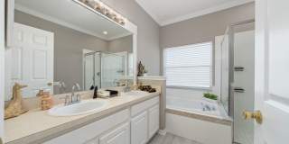 Beautiful 4 Bedroom on Large Corner Lot - LAKE NONA Gallery 31