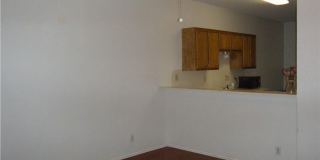 Winchester on West Campus - Huge 2Bd /2Ba - W/D - Reserved Parking - Fireplace - $1600 Gallery 6