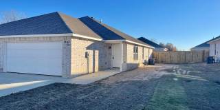 New 3 bed 2 bath 2 car garage. Gallery 1