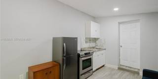 1550 NE 41st Ct Gallery 6