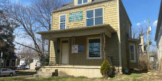 4 bedroom 2 full bath House Gallery 4