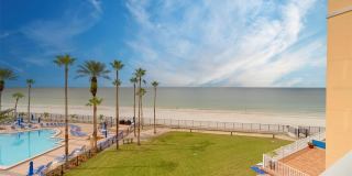 16700 GULF Boulevard Gallery 47