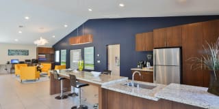 Highland Park Gallery 27