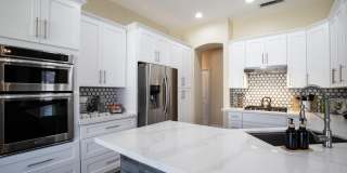660 N STACIE Court Gallery 15