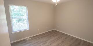 Large 4 bedroom Duplex Gallery 24