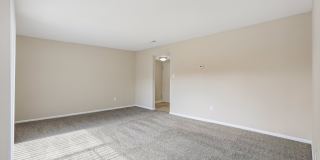 Versailles Apartment Gallery 18