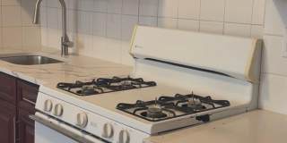 515 Williams Avenue Gallery 4