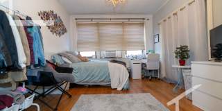 Massive Student Big Bed Near BU Campus w Ht & HW Included! Gallery 6