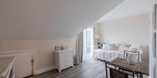 1713 Boulevard Gallery 13