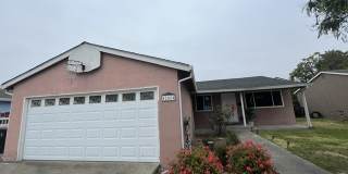 42854 Parkwood Street Gallery 1