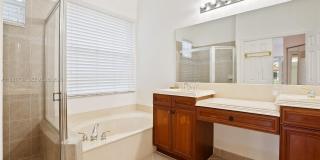 5168 SW 157th Ave Gallery 16