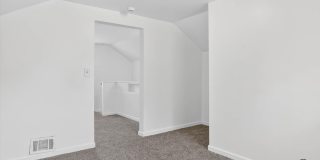 3 bedroom bungalow - $1200 Gallery 22