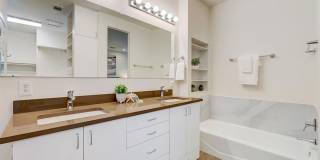 805 Leonard St!!! - Amazing 7 bed House walking distance to UT. Gallery 27