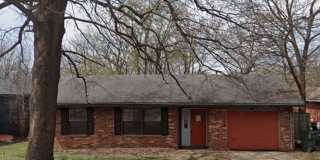 3-Bedroom 2-Bathroom House in Fayetteville Near Fiesta Square! Gallery 1