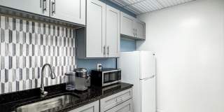 44075 PIPELINE Plaza Gallery 47