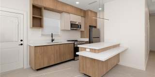 11501 N 25th Street Gallery 7