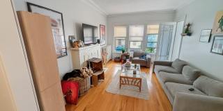 Large 3-bed/1-bath Apartment in the Heart of Rogers Park! Gallery 7