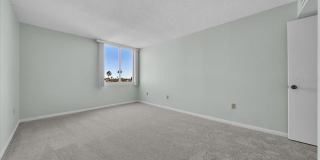 660 ISLAND Way Gallery 18