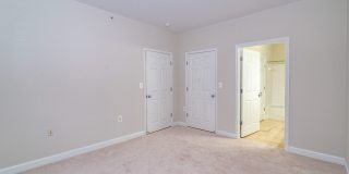 Spacious 3 Bed 2 Bath Condo With Balcony In Sought After Summerfield at Brambleton Gallery 15