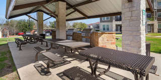 Parkway Grande Apartment Homes Gallery 19