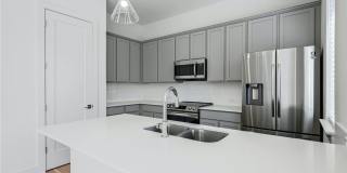 Stunning New 3 bed 2.5 bath in Lakeway! Gallery 7