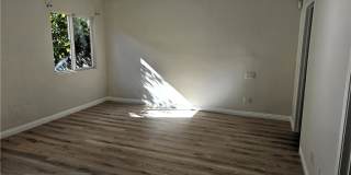 17840 Tarzana Street Gallery 7