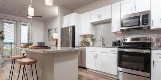 Kelley at Samuels Avenue Gallery 45