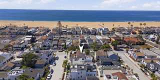 Modern Furnished Balboa Peninsula Beach House with Rooftop Deck Gallery 35
