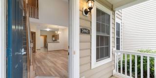 Beautifully Updated Single Family in a Private Community Gallery 8