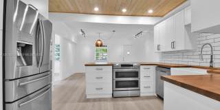 2217 SW 1st Ct Gallery 23