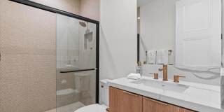 446 Fountain Drive Gallery 27