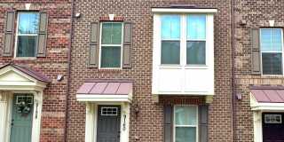 9160 LANDON HOUSE Lane Gallery 1
