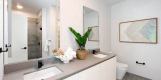 Azure National Landing - Apartments & Townhomes Gallery 25