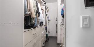 501 NE 51st St Gallery 17