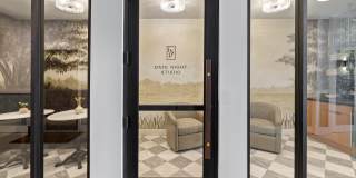 Evado Gallery 17